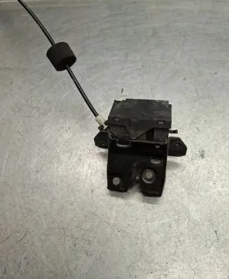 Mercedes-Benz C W203 Loading door lock A1717500085