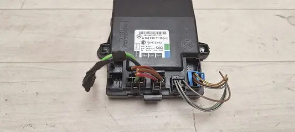 Mercedes-Benz B W245 Door control unit/module A1698207126 05072302 02044204297103