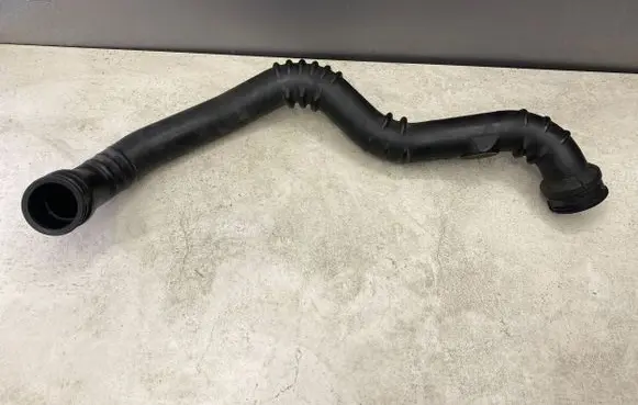 Ford C-MAX II Intercooler hose/pipe BV616K863BC 1050954S01