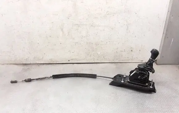 Volkswagen PASSAT B7 Gear shifter/selector 3C1713025S 10004583300 02176813S