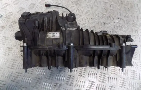BMW X1 E84 Intake manifold 7810179