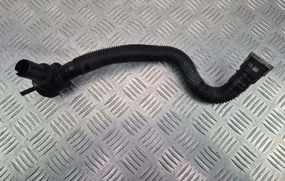 BMW 3 E90 E91 Engine coolant pipe/hose 090152061