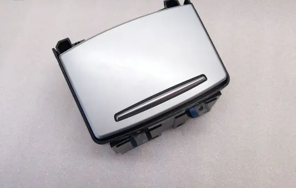 Cup holder front