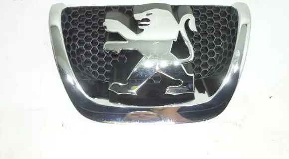 Peugeot 206+ Manufacturers badge/model letters 303002001