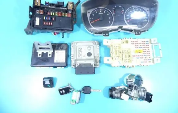 Hyundai i20 (PB PBT) Engine control unit/module ECU 39111-03700 IMPRK1355670