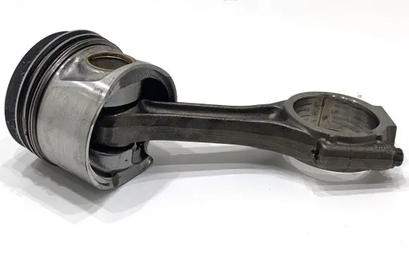 Volkswagen PASSAT B7 Piston with connecting rod 038J