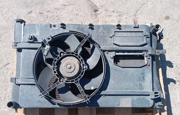 Smart ForFour I Electric radiator cooling fan MN130391 A4545001103