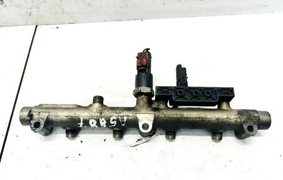 Fuel main line pipe