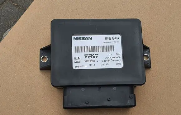 Nissan X-Trail T32 Hand brake control module 360324BA0A