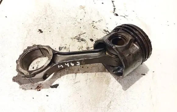 Ford Mondeo Mk III Piston with connecting rod 24655b