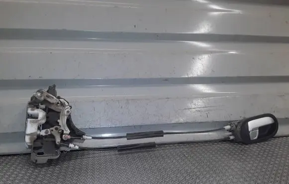 Mitsubishi Colt Rear door lock 