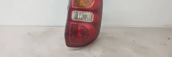 Toyota RAV 4 (XA20) Rear/tail lights