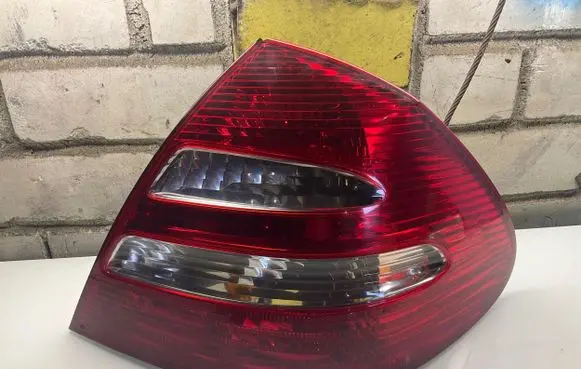 Mercedes-Benz E W211 Rear/tail lights A2118200464 334008 249303579