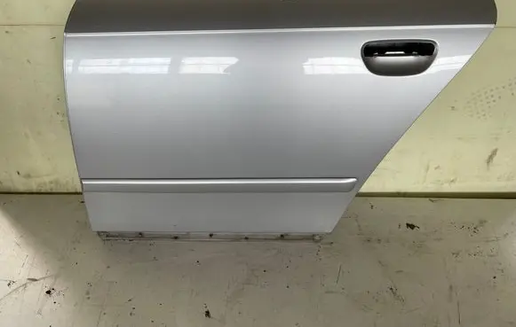 Rear door