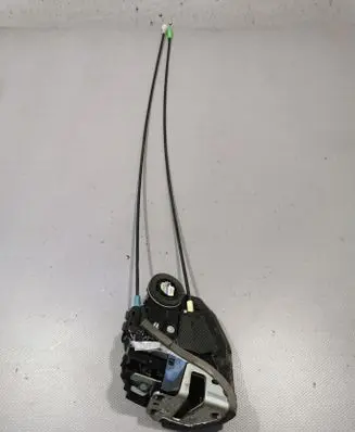 Toyota Verso Rear door lock
