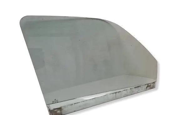 Volkswagen Golf III Front door window glass four-door 