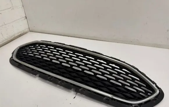 Ford Fiesta Front bumper upper radiator grill H1BB8B271A1