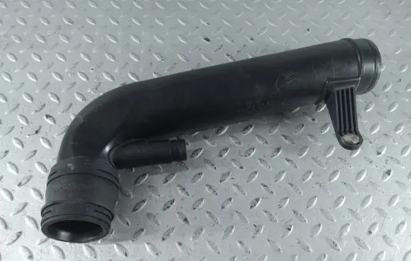 Volkswagen PASSAT B8 USA Turbo air intake inlet pipe/hose 5C0129654 5C0129656