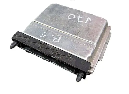 Volvo S70 V70 V70 XC Engine control unit/module 09496667A 8202100000 29996160