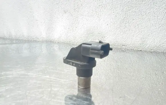 Opel Astra H Camshaft position sensor 002406