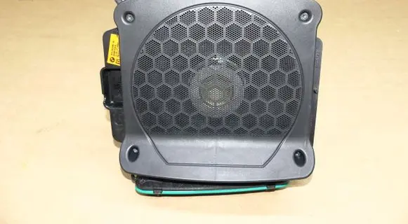 BMW 4 G22 G23 G24 G26 Subwoofer speaker 2622490