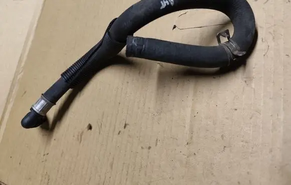 Chrysler PT Cruiser Engine coolant pipe/hose 