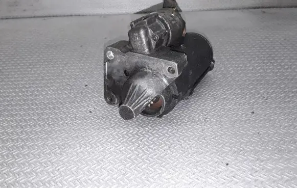 Peugeot 407 Starter motor 9646694080
