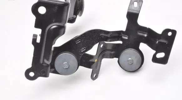 Peugeot Expert Power steering pump mounting bracket 