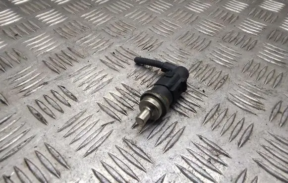 Coolant temperature sensor