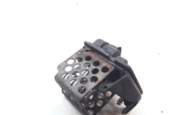 Opel Astra G Heater blower fan relay 