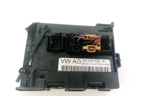 Volkswagen Tiguan Comfort/convenience module 1K0959433