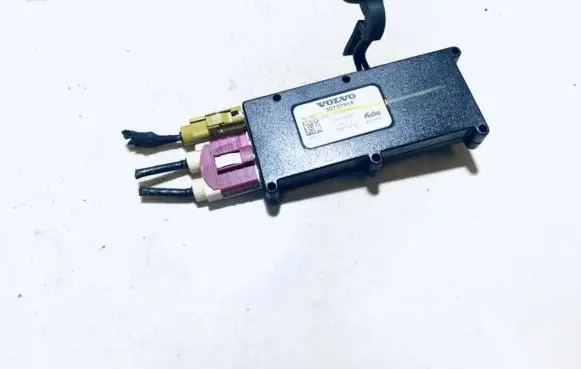 Volvo V50 Antenna control unit 30737918 28019207