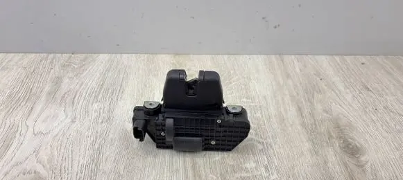 Peugeot 208 I Tailgate lock latch 9151487499H