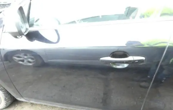 Volvo S60 Front door