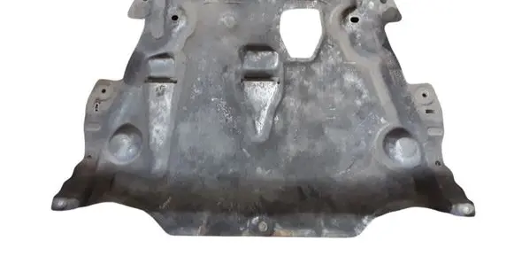 Volvo XC60 Engine splash shield/under tray AG9N6P013DB