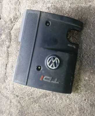 Volkswagen PASSAT B5 Engine cover (trim)