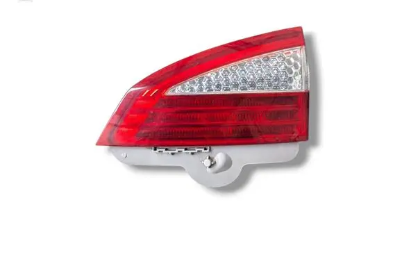 Ford Mondeo MK IV Tailgate rear/tail lights 7S71-13A602-B