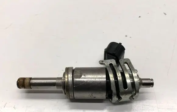 Lexus IS III XE30 Fuel injectors set 2325031120