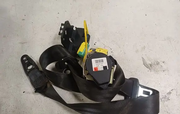 Volkswagen Touareg I Front seatbelt 560981501 7L0857705