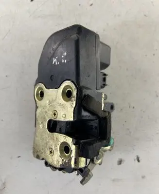 Jeep Grand Cherokee (WJ) Rear door lock