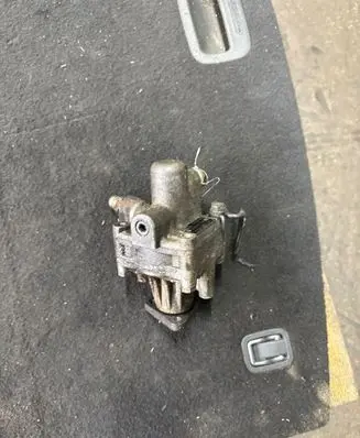 Audi A8 S8 D2 4D Power steering pump 7681955289