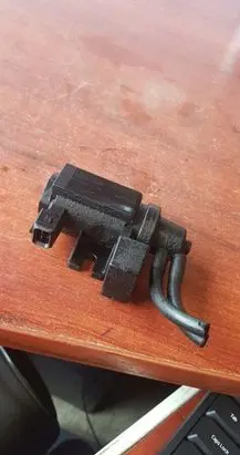 BMW 1 E81 E87 Turbo solenoid valve 7796631