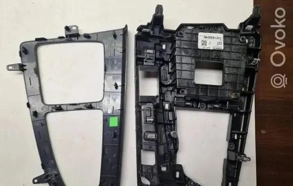Audi Q5 SQ5 Gear shifter surround trim plastic 80B864241C 1315740 1315739