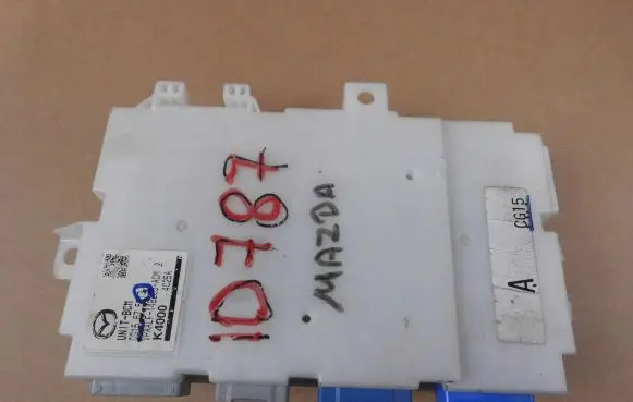 Mazda 5 Central body control module CG1567561B