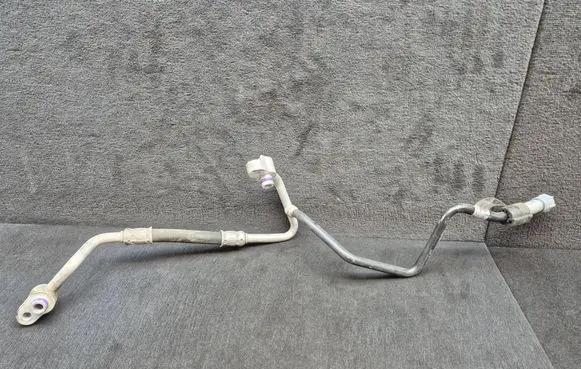 Audi Q7 4M Air conditioning (A/C) pipe/hose 4M0816706E