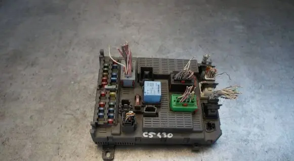 Citroen C5 Fuse box set 9645030380