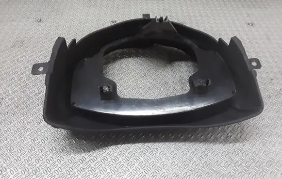 Steering wheel column trim
