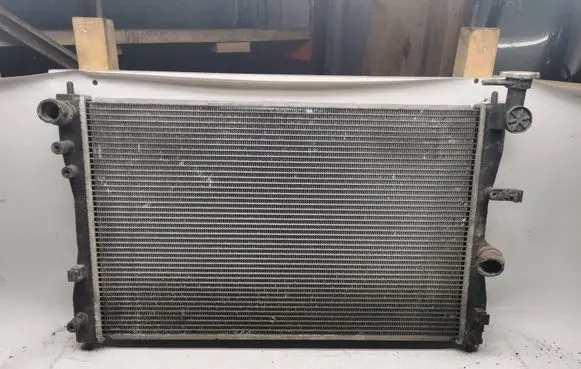 Mitsubishi Colt Coolant radiator 06W2