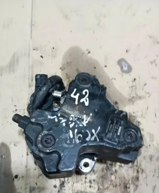 Volvo V70 Fuel injection high pressure pump 0445010111 8692521 018143