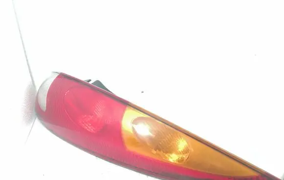 Nissan Almera Tino Rear/tail lights